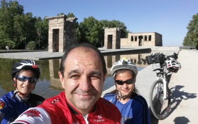 Circulando en bicicleta por Madrid un día festivo